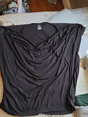 Women’s Black Draped Short Sleeve Tee